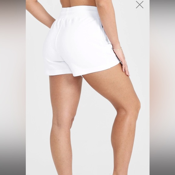 Oner Active Classic Shorts in White-Brand New With Tag - Picture 2 of 5